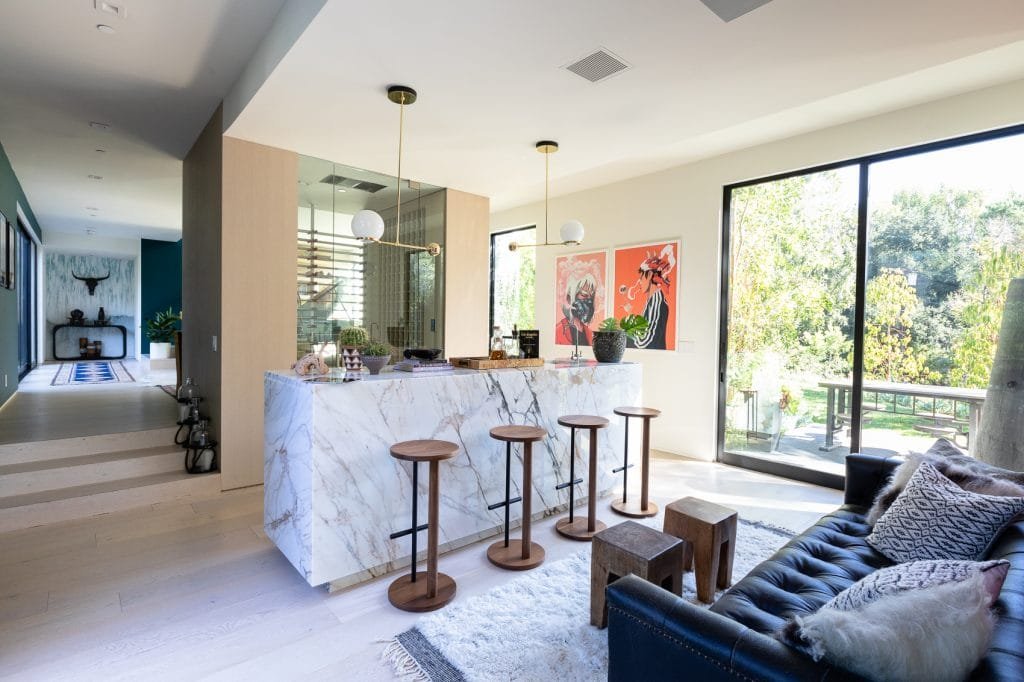 60s & 70s Retro Chic: Mid-Century Reimagined