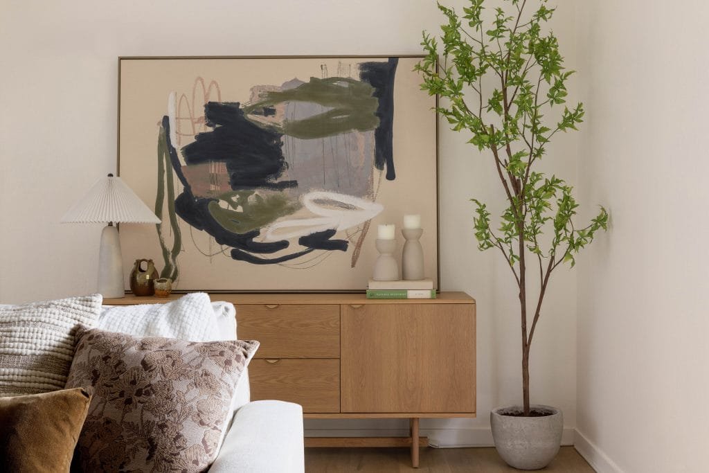 Eclectic living room lighting trends 2026 by DECORILLA designer, Megan W.