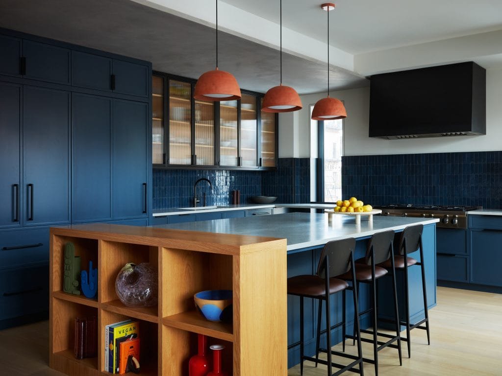 Contemporary kitchen trending lighting fixtures by DECORILLA designer, Jonathan K.