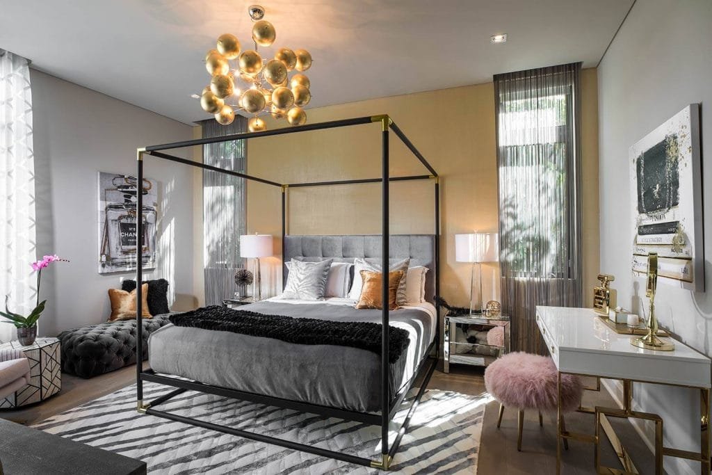 Glamorous bedroom lighting trends 2026 by DECORILLA designer, Renata P.
