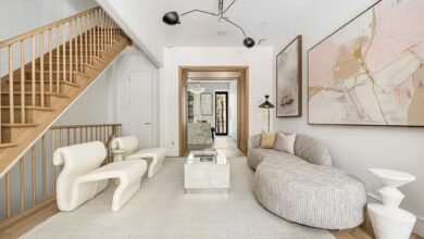 Modern organic hallway sitting corner by Decorilla designer, Leanna S.—Can AI replace interior designers